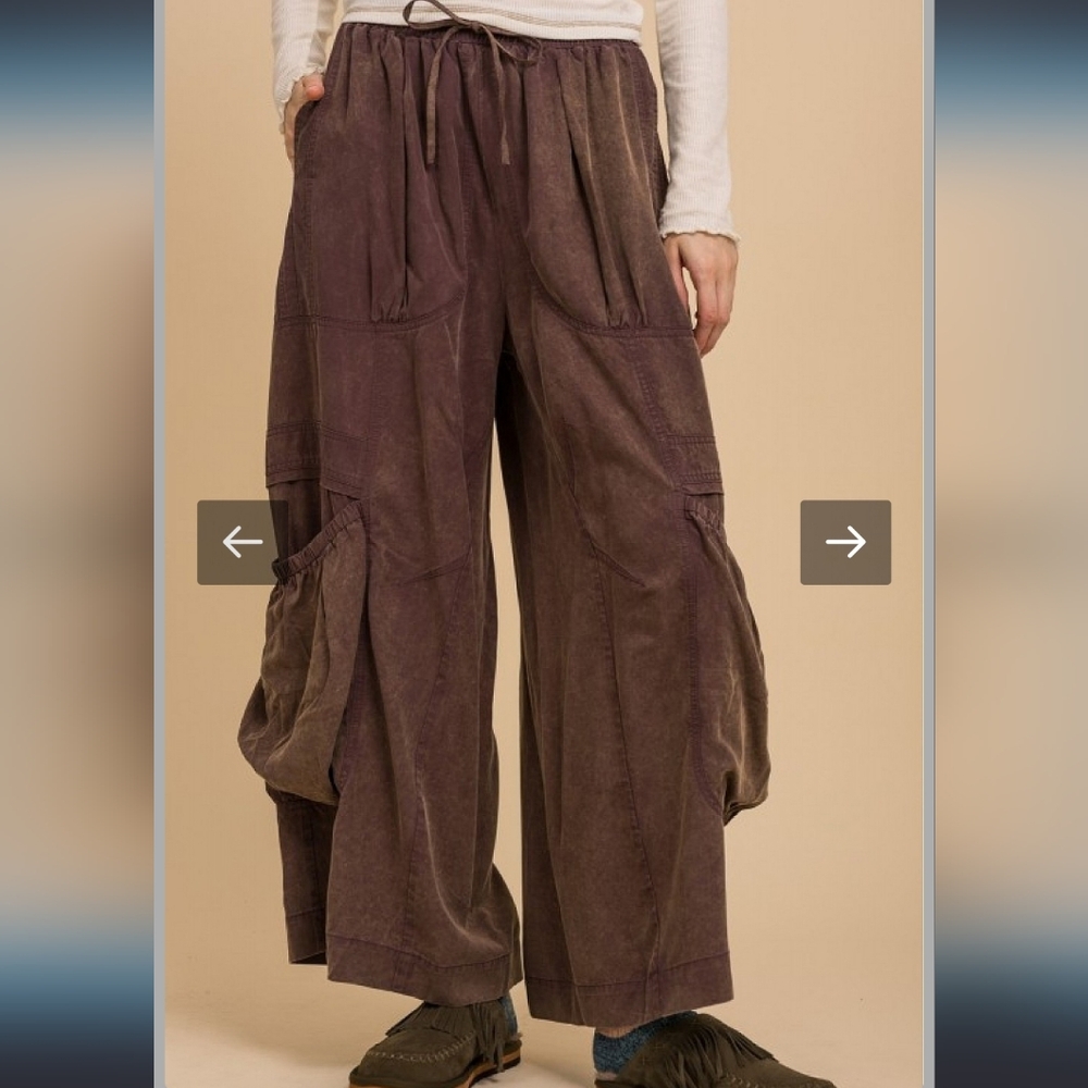 NWT! Blue Velvet Brand Brownish Parachute Pants Med